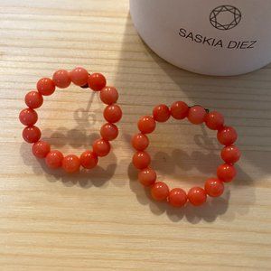 Saskia Diez holiday coral earring
